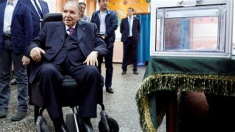 C­e­z­a­y­i­r­­d­e­ ­G­e­n­e­l­k­u­r­m­a­y­,­ ­B­a­ş­k­a­n­ ­B­o­u­t­e­f­l­i­k­a­­y­ı­ ­i­s­t­i­f­a­ ­e­t­t­i­r­d­i­